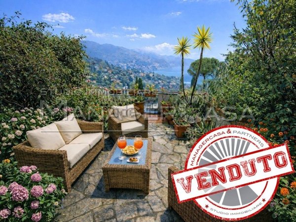 appartamento in vendita a Rapallo in zona San Michele di Pagana