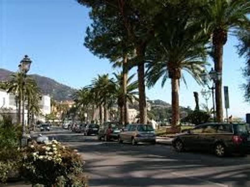 ufficio in vendita a Rapallo