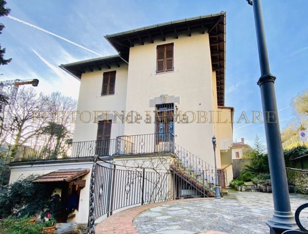casa indipendente in vendita a Rapallo