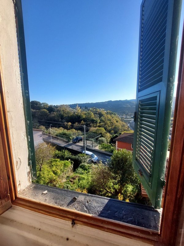 casa semindipendente in vendita a Rapallo