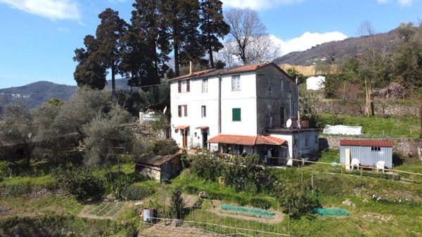casa indipendente in vendita a Rapallo