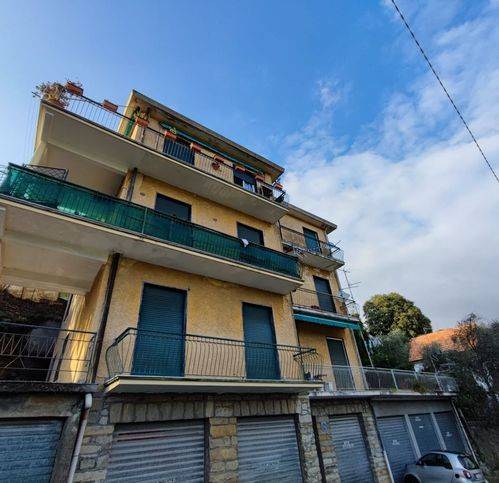 appartamento in vendita a Rapallo in zona San Massimo