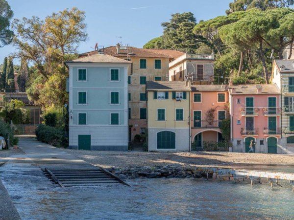 appartamento in vendita a Rapallo in zona San Michele di Pagana