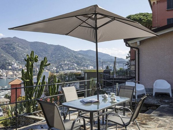 casa indipendente in vendita a Rapallo in zona San Michele di Pagana