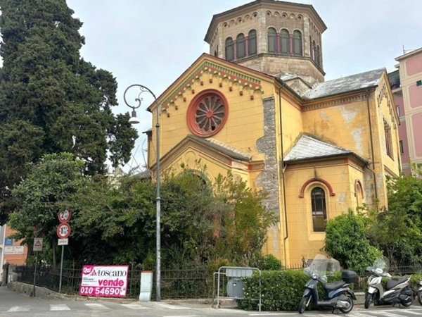 negozio in vendita a Rapallo in zona San Michele di Pagana