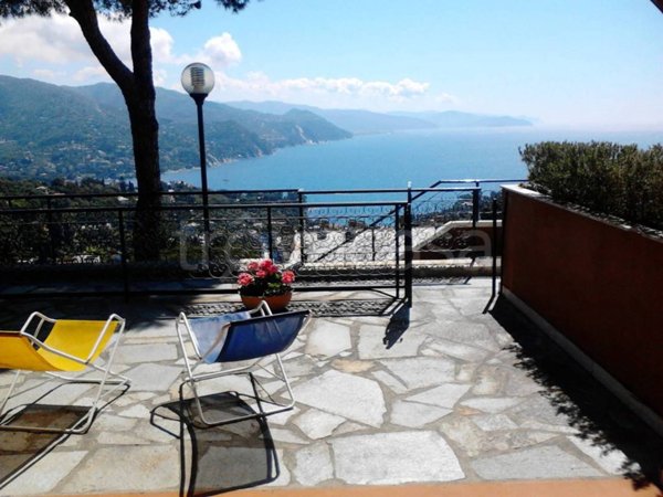 appartamento in vendita a Rapallo in zona San Michele di Pagana