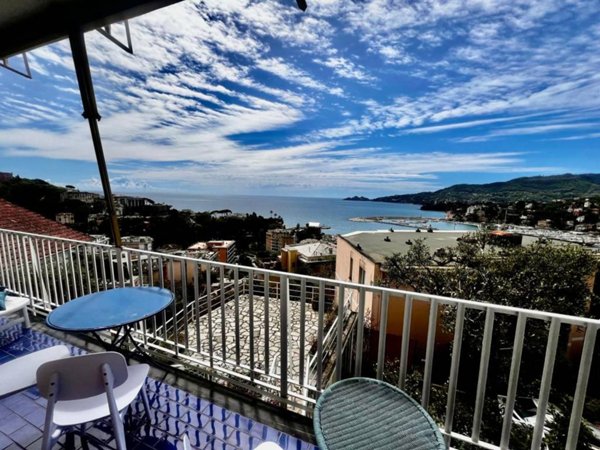 appartamento in vendita a Rapallo in zona San Michele di Pagana