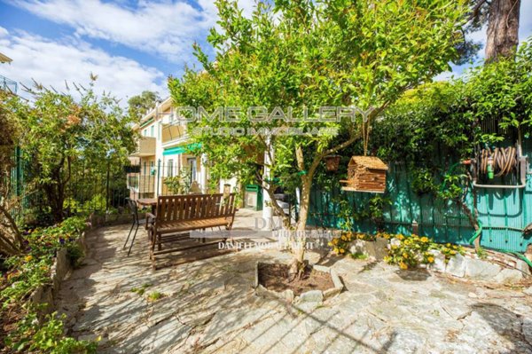 casa indipendente in vendita a Rapallo