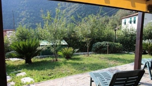 casa indipendente in vendita a Rapallo