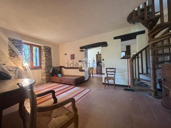 casa semindipendente in vendita a Rapallo in zona Montepegli