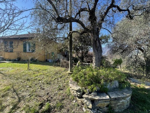 casa indipendente in vendita a Rapallo