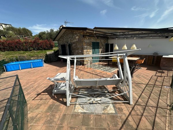 casa indipendente in vendita a Rapallo