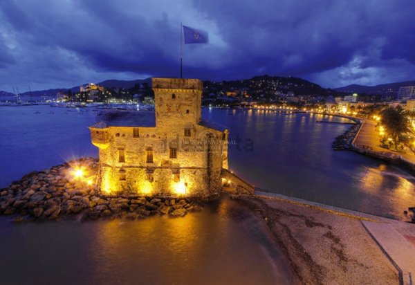 appartamento in vendita a Rapallo