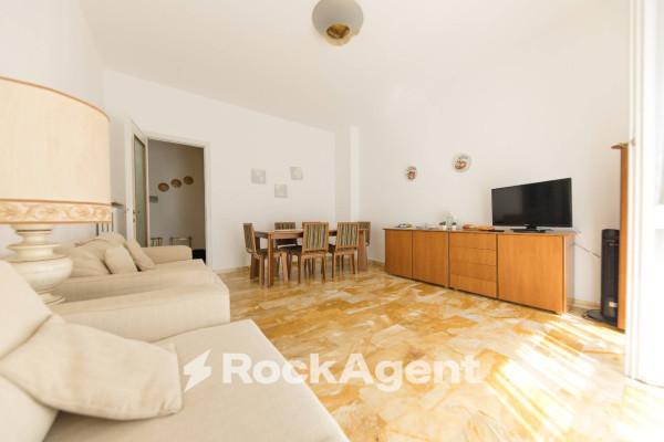 appartamento in vendita a Rapallo in zona Montallegro