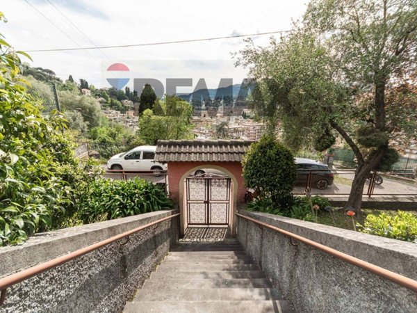 casa indipendente in vendita a Rapallo