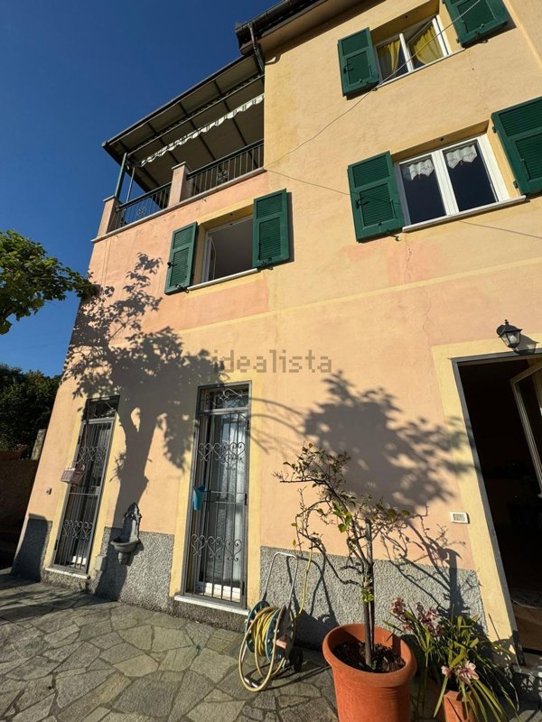 casa indipendente in vendita a Rapallo