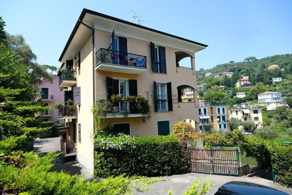 appartamento in vendita a Rapallo in zona San Michele di Pagana
