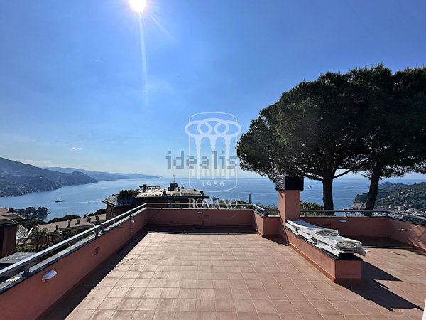 appartamento in vendita a Rapallo in zona San Michele di Pagana