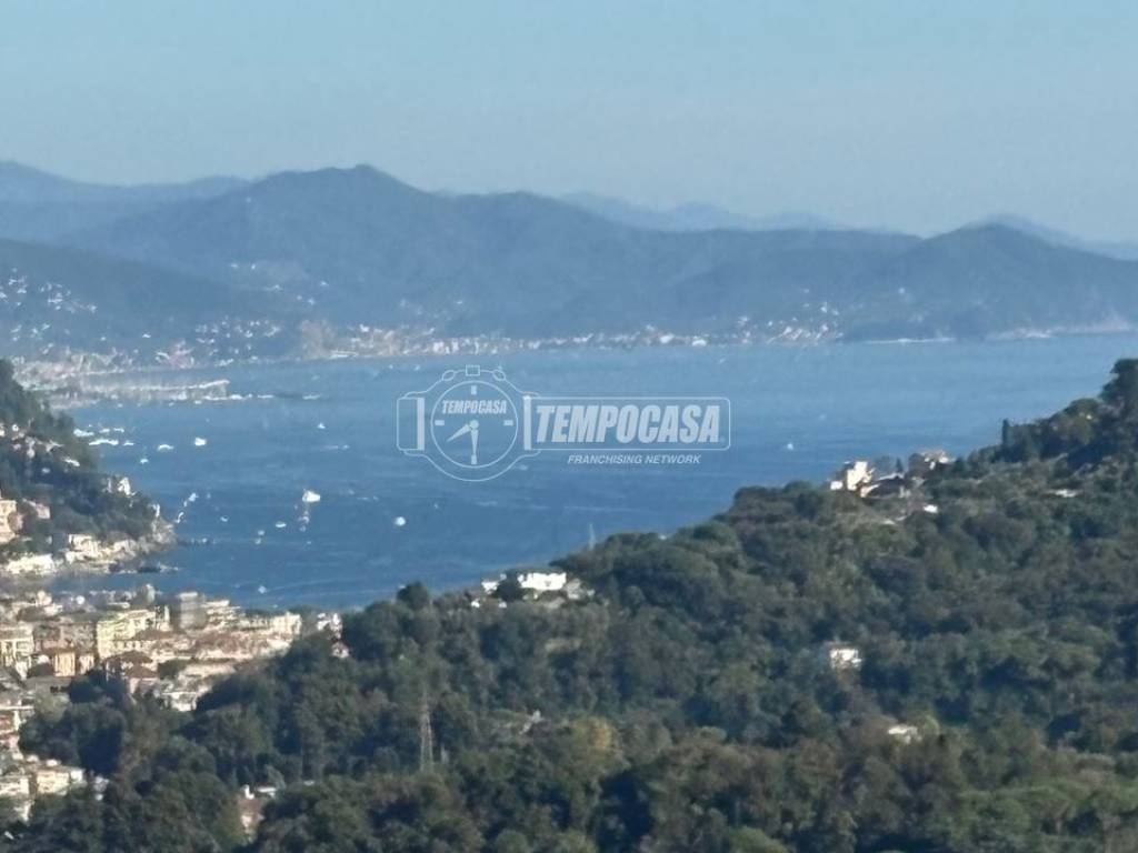 appartamento in vendita a Rapallo in zona Sant'Andrea di Foggia
