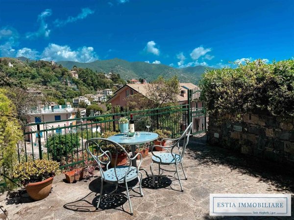 appartamento in vendita a Rapallo in zona San Michele di Pagana