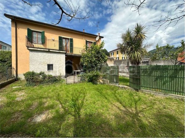 casa indipendente in vendita a Rapallo