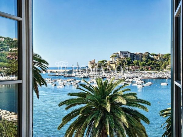 appartamento in vendita a Rapallo in zona San Michele di Pagana