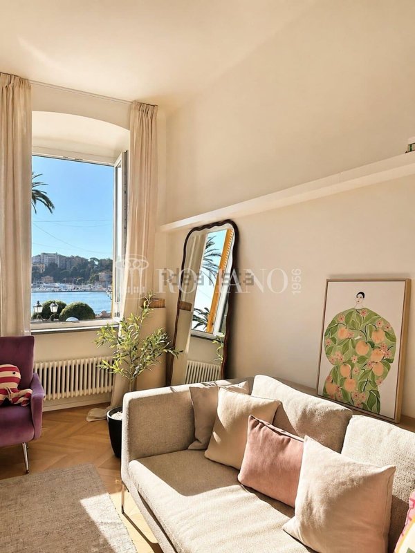 appartamento in vendita a Rapallo in zona San Michele di Pagana