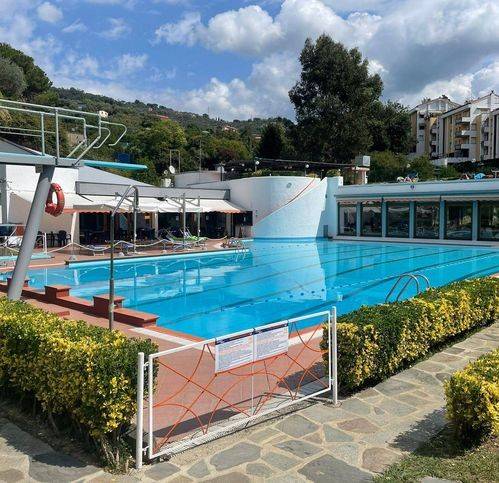 appartamento in vendita a Rapallo in zona Santa Maria del Campo