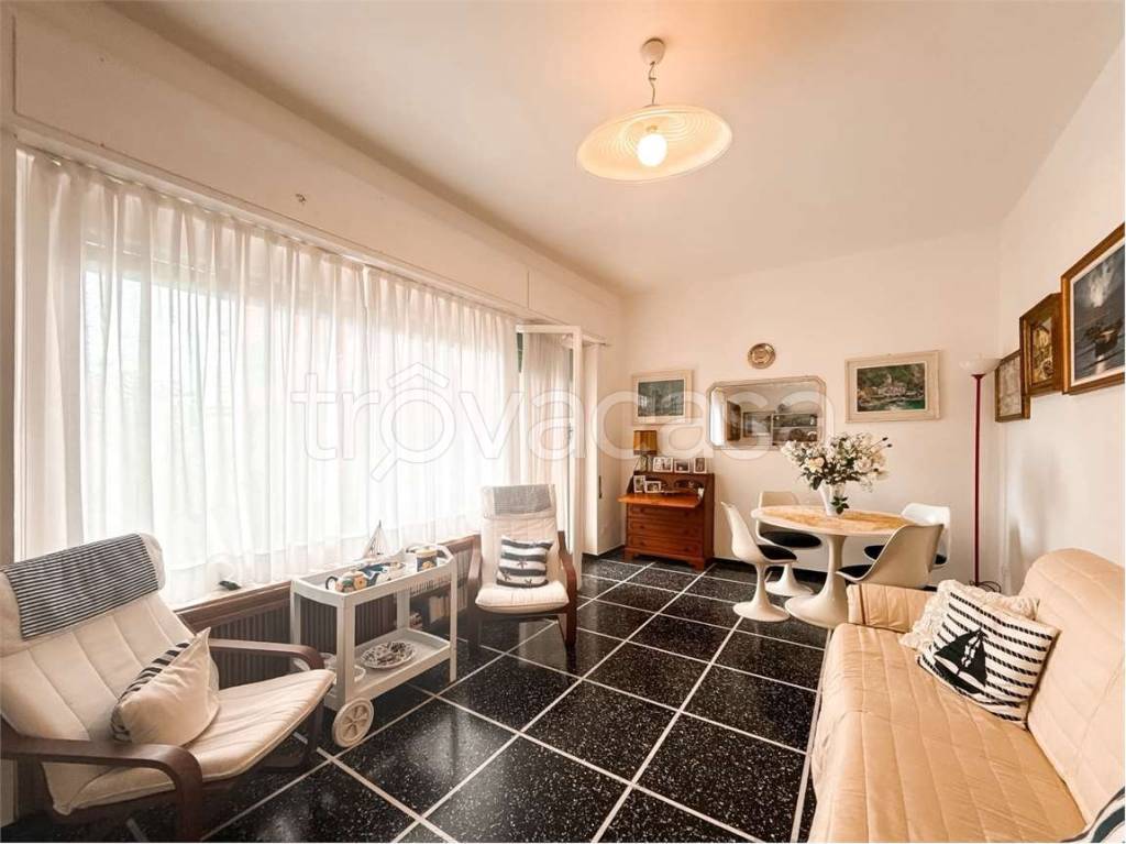 appartamento in vendita a Rapallo in zona San Michele di Pagana