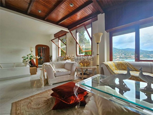 casa indipendente in vendita a Rapallo