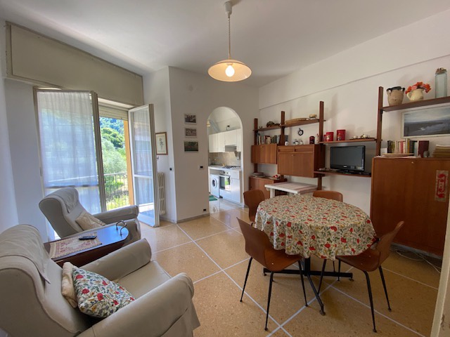 appartamento in vendita a Rapallo in zona San Michele di Pagana