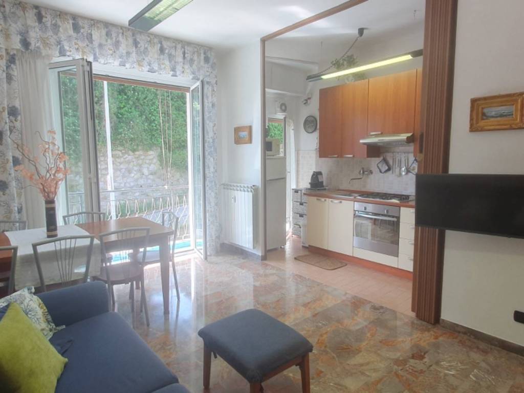 appartamento in vendita a Rapallo in zona Santa Maria del Campo