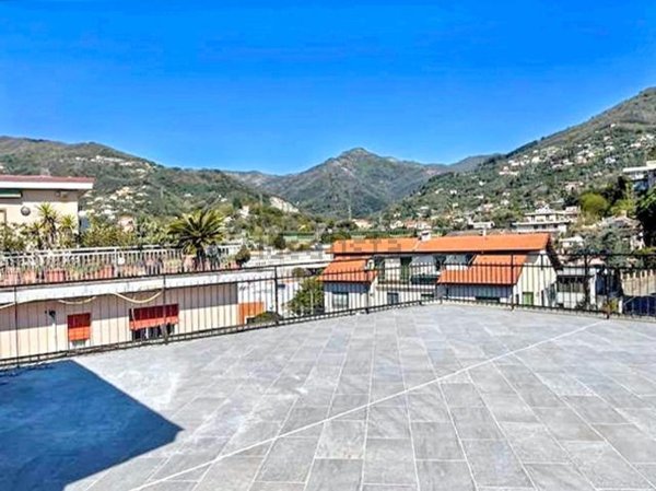 appartamento in vendita a Rapallo in zona Santa Maria del Campo