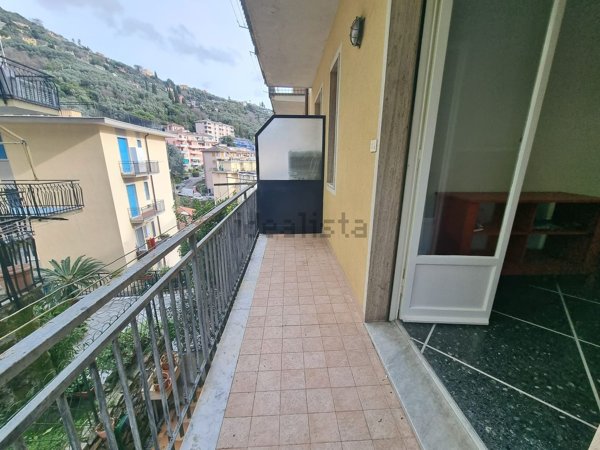 appartamento in vendita a Rapallo in zona Santa Maria del Campo