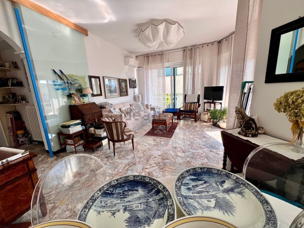 appartamento in vendita a Rapallo in zona San Michele di Pagana