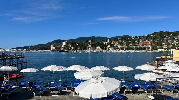 appartamento in vendita a Rapallo in zona San Michele di Pagana