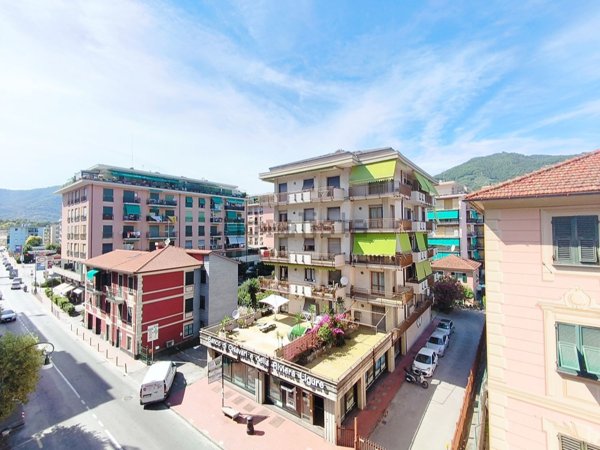 appartamento in vendita a Rapallo in zona Santa Maria del Campo