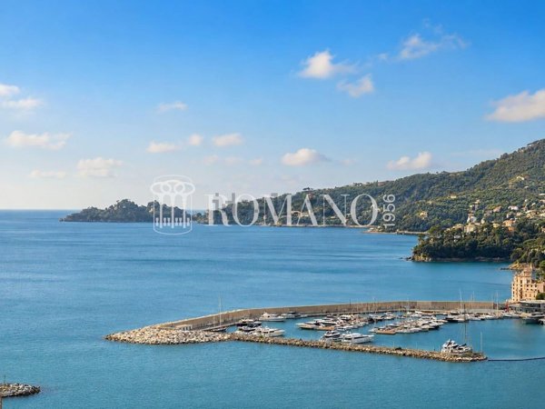 appartamento in vendita a Rapallo in zona San Michele di Pagana