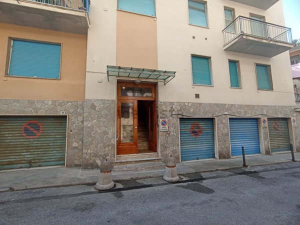appartamento in vendita a Rapallo in zona Santa Maria del Campo