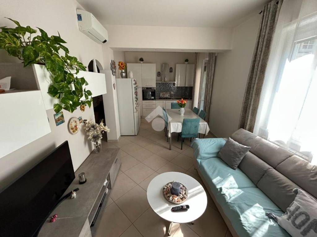 appartamento in vendita a Rapallo in zona Santa Maria del Campo