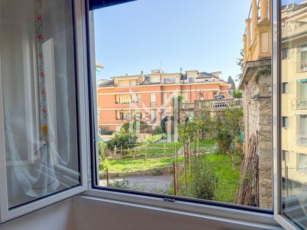 appartamento in vendita a Rapallo in zona San Michele di Pagana