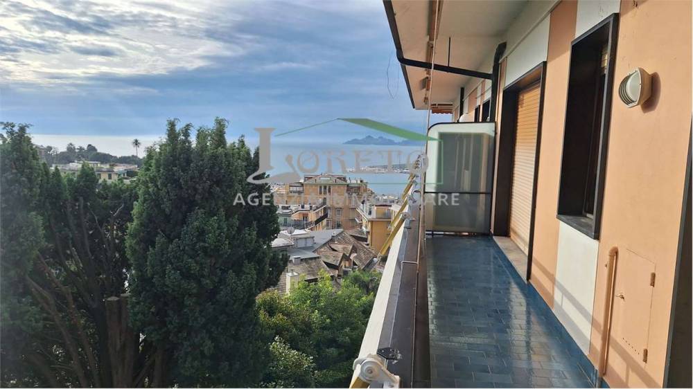 appartamento in vendita a Rapallo in zona San Michele di Pagana