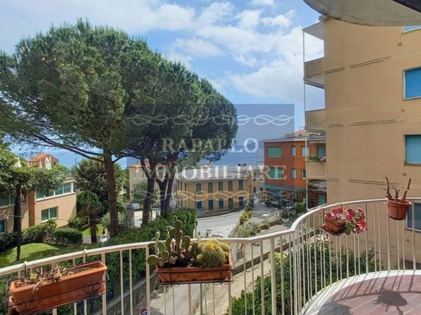 appartamento in vendita a Rapallo in zona San Michele di Pagana