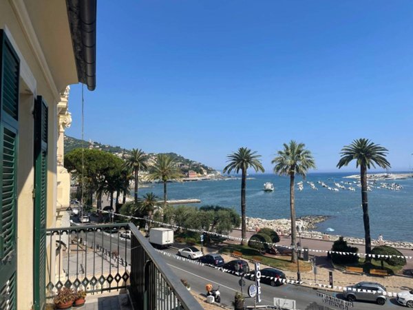 appartamento in vendita a Rapallo in zona San Michele di Pagana
