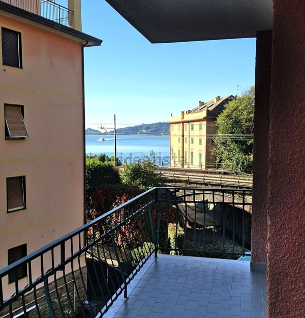 appartamento in vendita a Rapallo in zona San Michele di Pagana