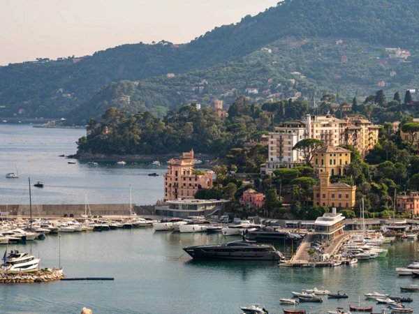 appartamento in vendita a Rapallo in zona San Michele di Pagana