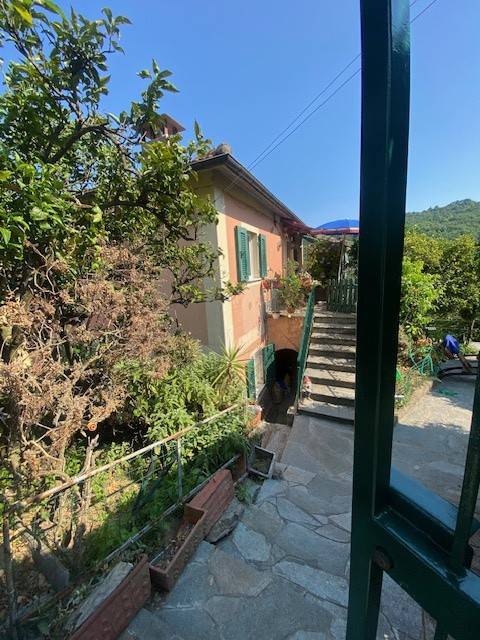 casa indipendente in vendita a Rapallo in zona Santa Maria del Campo
