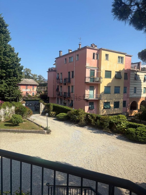 appartamento in vendita a Rapallo in zona San Michele di Pagana