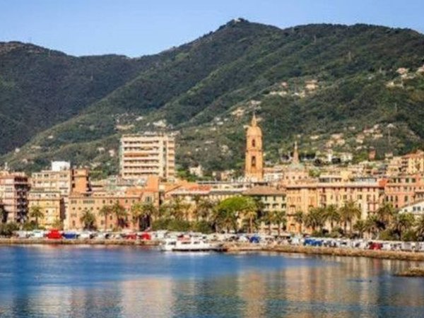appartamento in vendita a Rapallo in zona San Michele di Pagana