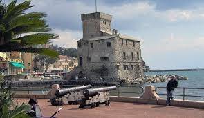 negozio in vendita a Rapallo in zona San Michele di Pagana